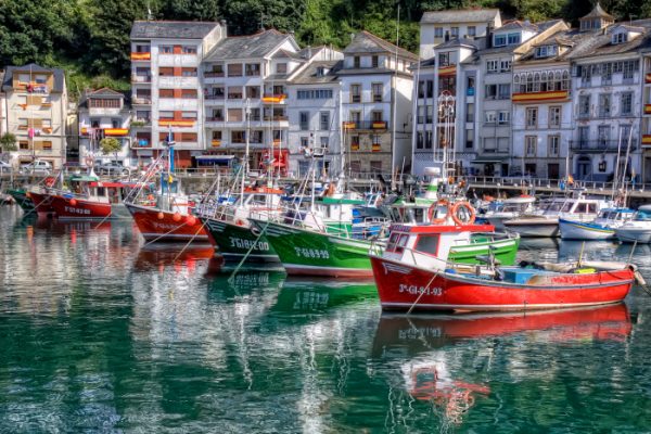 Paseo del Muelle de Luarca